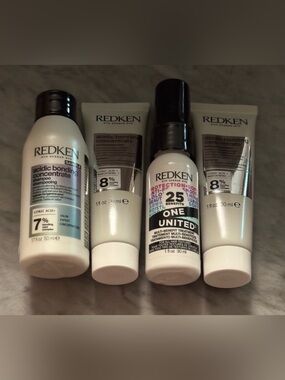 Redken Acidic Bonding Concentrate & One United Hair Set